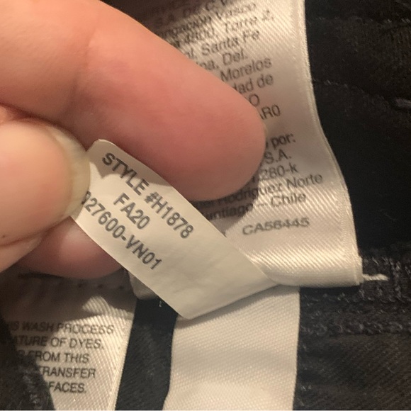 “New Black” 9” “Toothpick” Skinny Jeans { J. Crew } - Picture 12 of 14